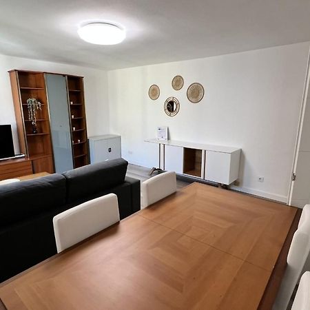 Apartamenticos Plaza Del Pilar III Zaragoza Dış mekan fotoğraf